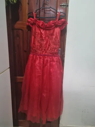 Vendo vestido de festa (10 anos/15 anos)