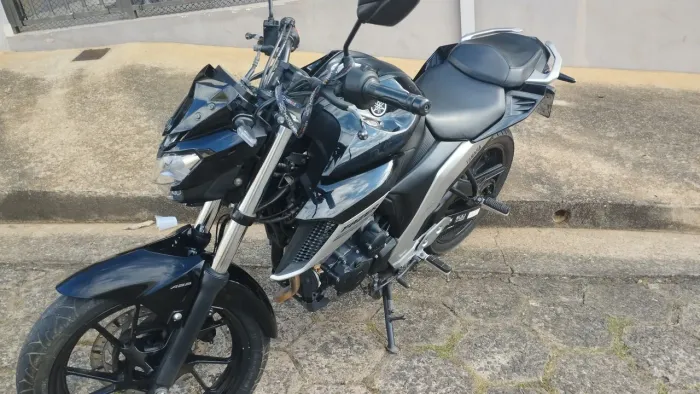 Motocicleta Fazer 250