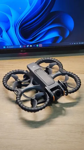 DJI Avata 2 Fly More Combo, com proteções extras e kit de filtros ND