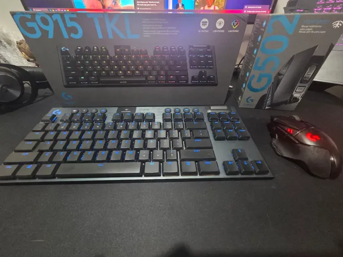 Teclado Mecanico G915 TKL Logitech + Mouse G502 Lightspeed