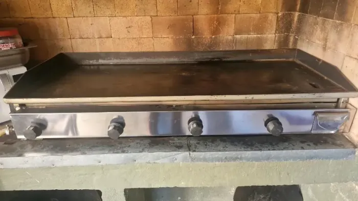 Chapa de lanches profissional á gás