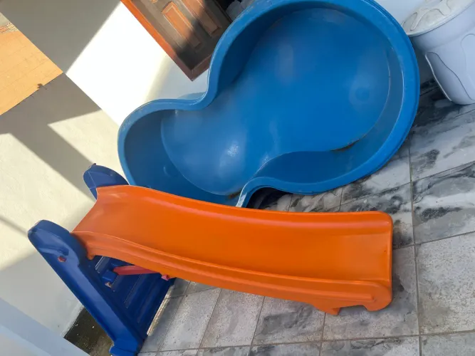 Vendo escorregador infantil