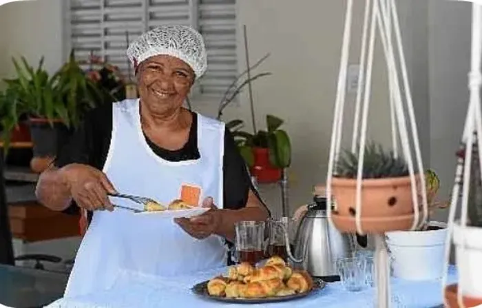 Vaga de emprego para COZINHEIRA
