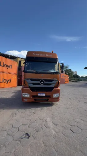 Caminhão M. Benz Axor 2536LS 2023
