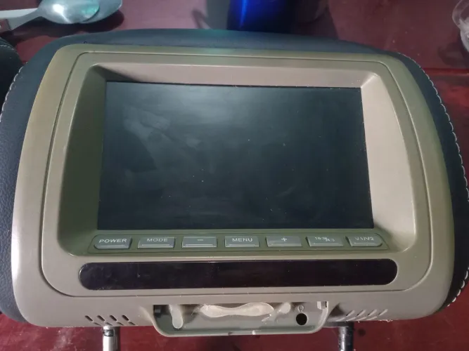 Vendo um par dela multimídia 
