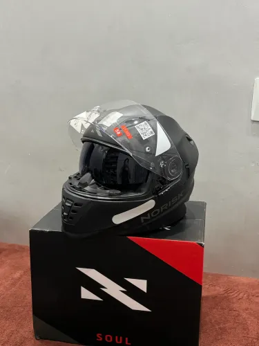 capacete NORISK ff302 com oculos interno