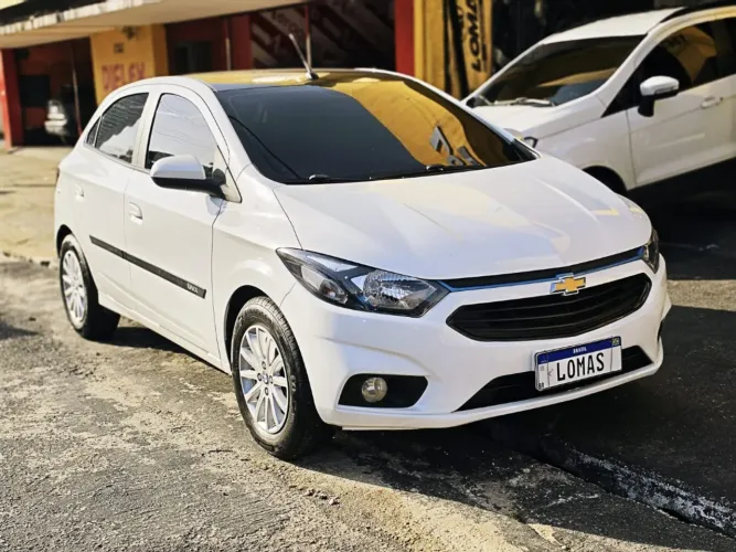 Chevrolet Onix Plus LT 1.0 12V Flex Mec. 4P 2019