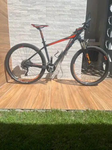 Bike SCOTT MTB Carbono
