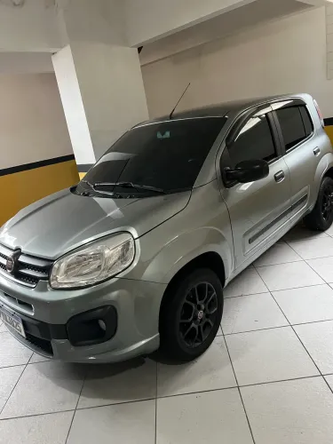 Fiat Uno Attractive 1.0 EVO Fire Flex 8V 5P 2016
