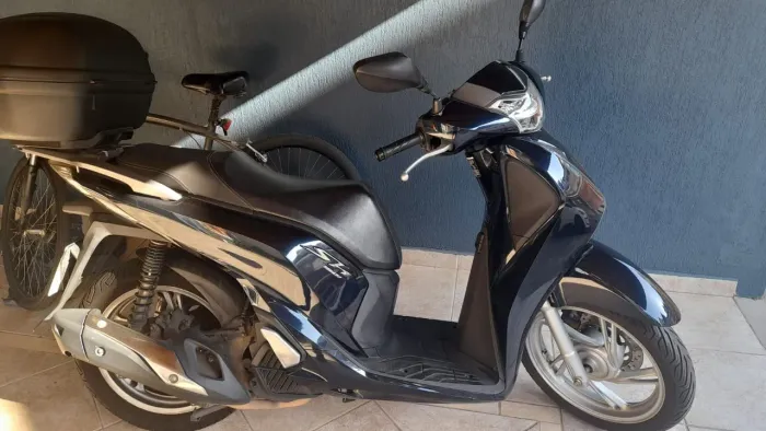 HONDA SH 150i / DLX 2017 - Impecável e Pronta para Rodar!