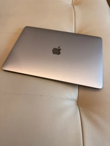 macbook pro 13 2020