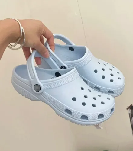 CROCKS BRANCA NOVA! 34/35