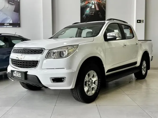 Chevrolet S10 Pick-up LTZ 2.5 Flex 4X2 CD 2013