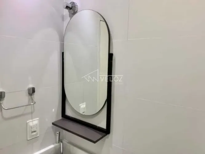 Kitnet/Conjugado : / Residencial / Centro