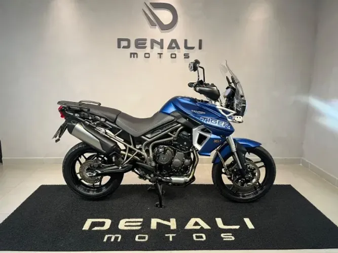 TRIUMPH TIGER 800 XRT