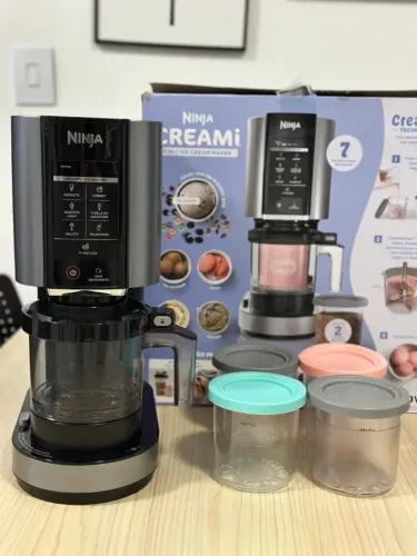 Ninja Creami Sorveteira 127V Nunca aberta