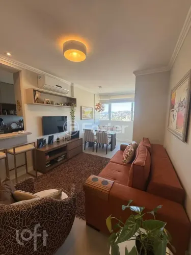 Apartamento à venda com 2 quartos, e vaga de garagem em Santana - Porto Alegre - RS