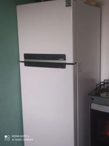 VENDE-SE GELADEIRA NOVA