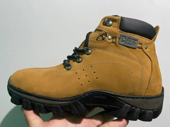Bota cat 