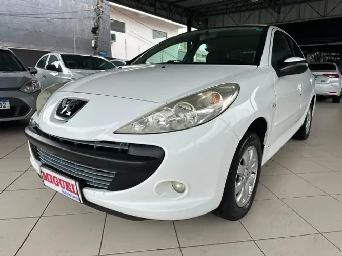 Peugeot 207 XR Sport 1.4 Flex 8V 5P 2011