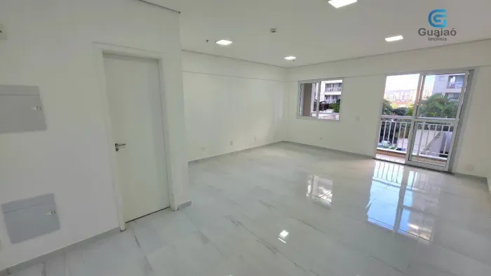 Vendo Sala Comercial Nova no Fusion Office, com Banheiro Privativo e Sacada, 41m², Vila Ma