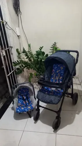CARRINHO BURIGOTTO COM BEBÊ CONFORTO EM ÓTIMO ESTADO