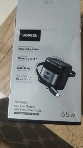 Carregador unGreen 65w NOVO.