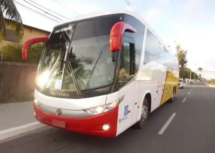 ONIBUS 800  G 7    48 LUGARES COMPLETO     REPASSE DE DIVIDA 