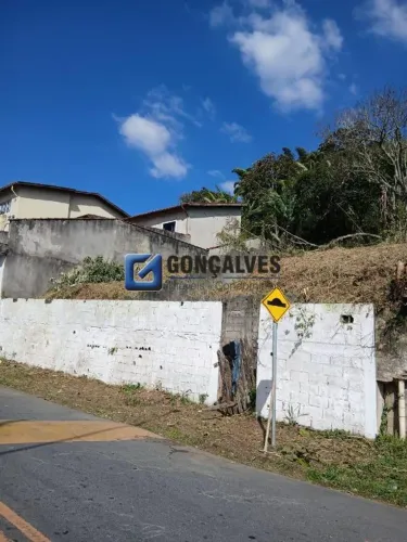 Terreno Residencial à Venda em Ribeirão Pires Vila Suissa (1340 m²)