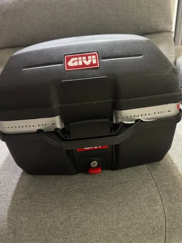 Baú Bauleto Moto Givi Monolock E27m Traffic Universal 27 Lts