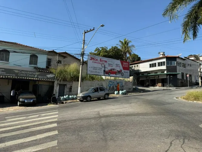 Sala Comercial Térrea para locação em Betim - MG