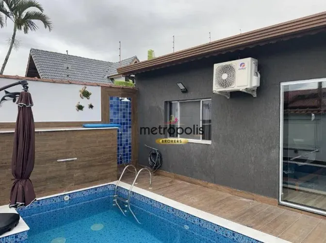 Casa com 4 dormitórios à venda, 240 m² por R$ 850.000,00 - Peruibe - Peruíbe/SP