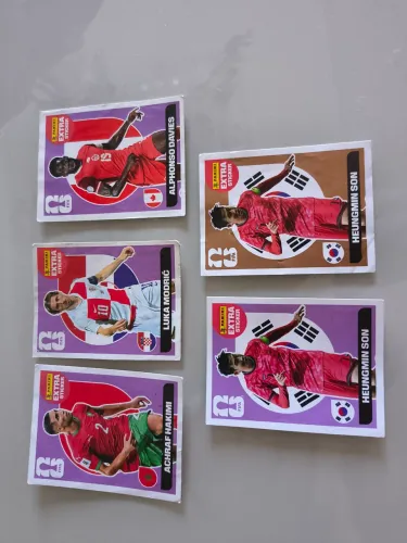 FIGURINHAS LEGEND