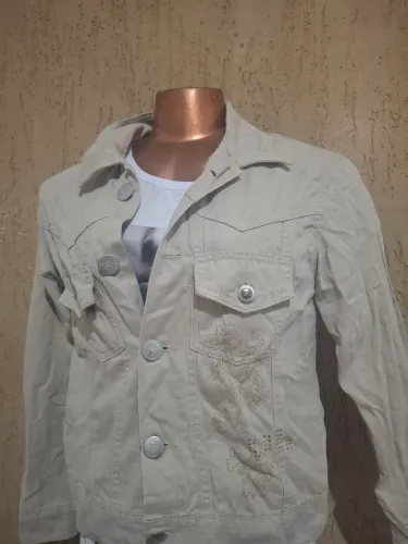 Jaqueta jeans bege anos 2000 tm M