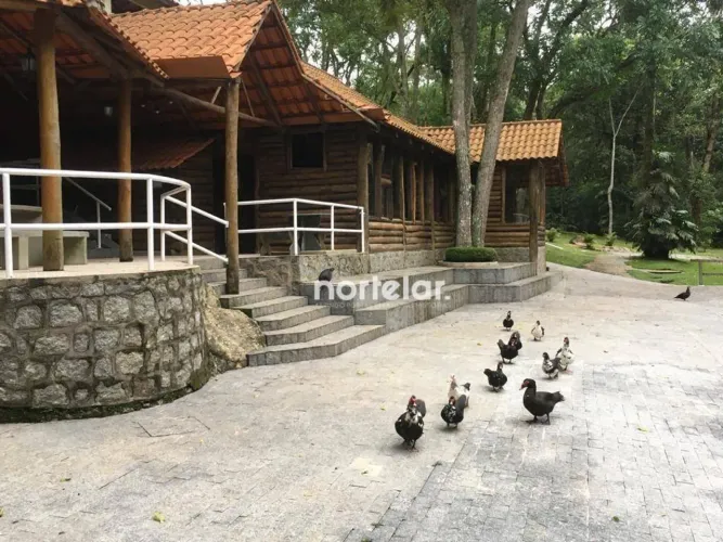 Descrição de Imóvel Área Total do Terreno: 1.042,00m2. Localização: PARQUE DO ALTO - Munic