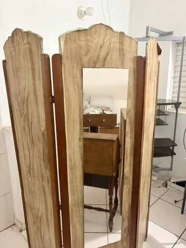 Biombo de madeira (só precisa trocar o papel de parede)
