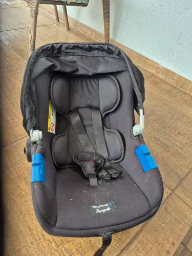 Cadeirinha bebe conforto 