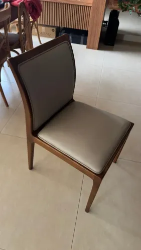 Cadeira avulsa (tenho mais de uma)