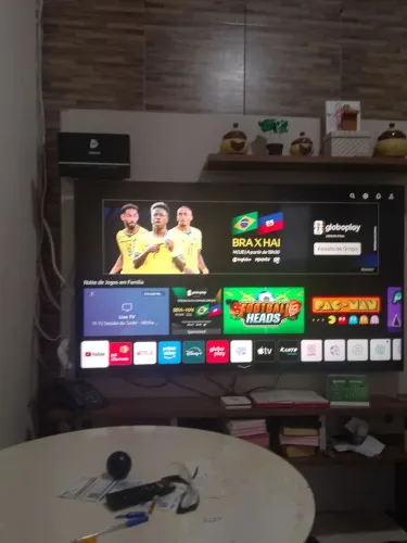TV LG smart 65 de tela 4K