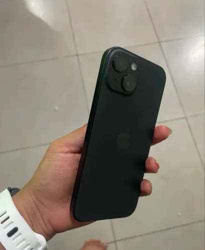 Vendo iPhone 15 128 gigas com nota fiscal 
