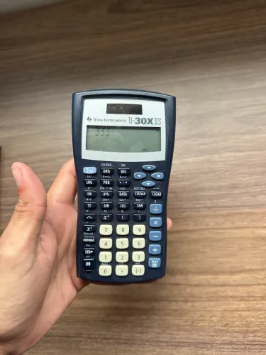 Calculadora Científica Texas Instruments 30IIS (TI-30IIS)