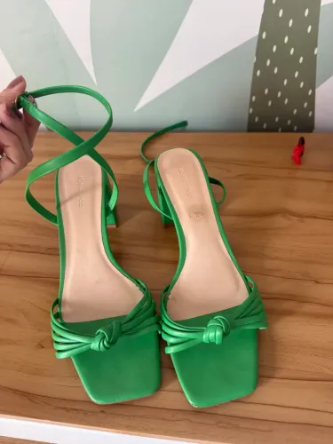Sandália salto RCHL/ SCHOES verde