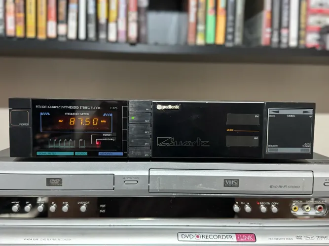 Tuner Gradiente T-275 (no estado, precisa revisão)