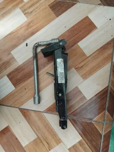 Macaco automotivo 