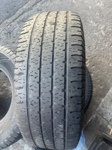 Pneus 265/70 R16 camionete com 60% vida útil und