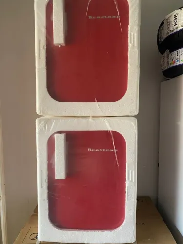 Frigobar Retrô vermelho novo 