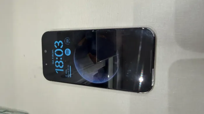 iPhone 16 pro 128 gb 