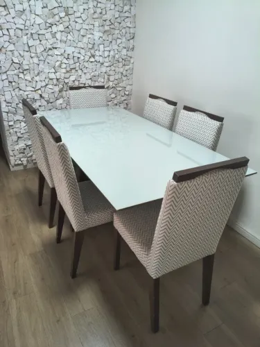 Mesa de jantar retangular