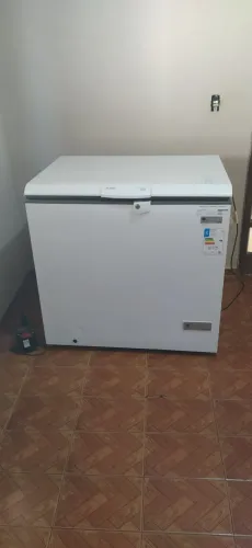 Vendo freezer Consul 309 litros muito novo