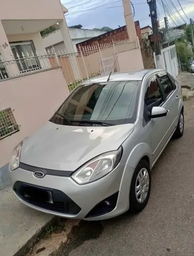 Ford Fiesta Sedan SE 1.6 8V Flex 4P 2014